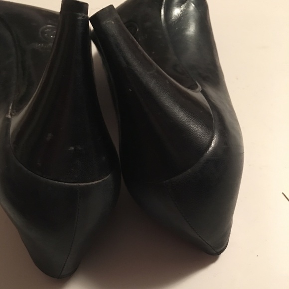 Chanel Vintage pump, logo on side, navy - Picture 4 of 8